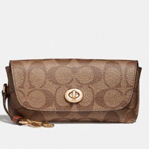 Coach Sunglass Case In Signature Canvas